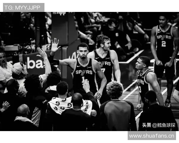 文班称赞科内特为联盟稀有盖帽手与他并肩作战令人振奋