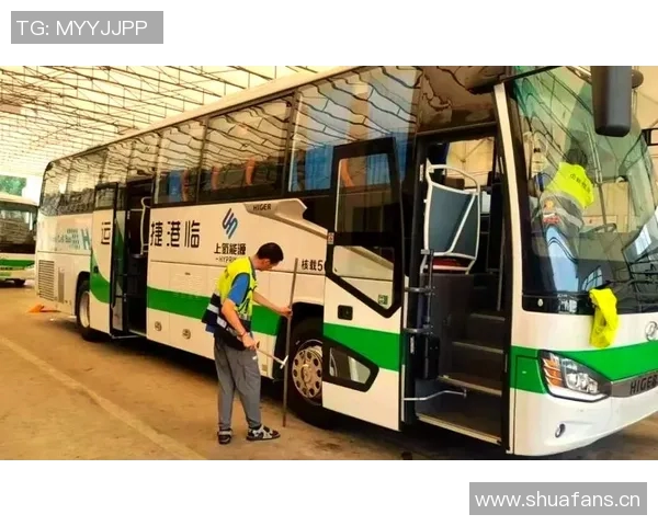 海港联合临港捷运推出全新直升机游览活动每位仅需1680元体验空中美景